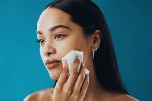 Here’s exactly how to get rid of blackheads, according to dermatologists