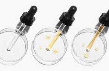 How do I know if my Vitamin C serum is oxidized?