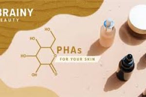 What are the benefits of polyhydroxy acids (PHAs) for skin?