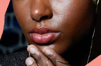 Are LED Lip Treatments the Secret to Smoother Lips? We’re Getting to the Roots