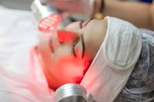 7 Benefits of Red Light Therapy