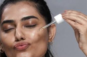 “How Salicylic Acid Helps Treat Acne and Improve Skin Clarity” “How Salicylic Acid Helps Treat Acne and Improve Skin Clarity”
