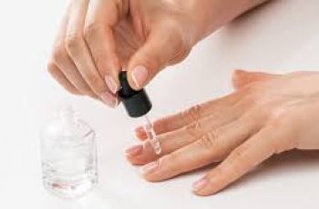 5 Cuticle Oil Substitutes That Are Dermatologist-Approved (sc)