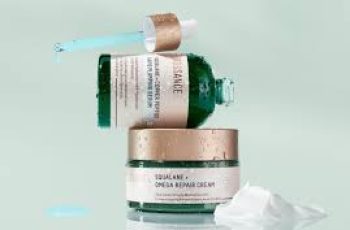 Need Deep Hydration? Here’s When to Use Squalane vs. Hyaluronic Acid Need Deep Hydration? Here’s When to Use Squalane vs. Hyaluronic Acid