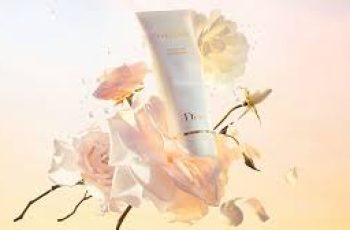 Why Low pH Cleansers Matter in Your Skincare Routine Why Low pH Cleansers Matter in Your Skincare Routine