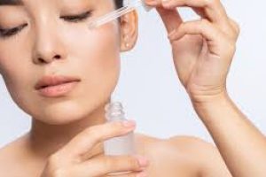 The Ultimate Guide to Kojic Acid in Skin Care: Benefits, Uses, and Safety Tips