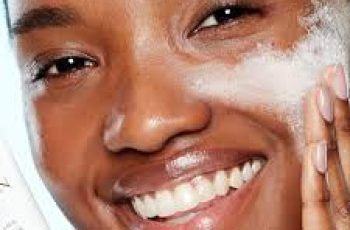 From Mascara to Foundation: Makeup Removal Made Easy