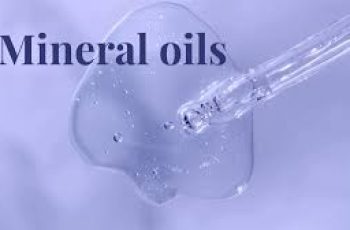 Are Mineral Oils Safe for Your Skin? A Comprehensive Guide Are Mineral Oils Safe for Your Skin? A Comprehensive Guide