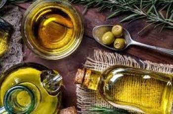 Olive Oil in Skin Care: Benefits, Risks, and Uses