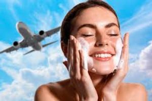 Say Goodbye to Dry Plane Skin: Expert Tips for Glowing Skin Mid-Flight