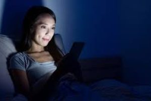 Protect Your Skin from Digital Aging: The Benefits of Blue Light Skincare