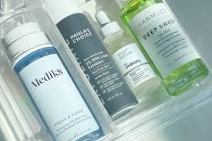 Want Clearer Skin? Here’s Why You Need Salicylic Acid in Your Routine