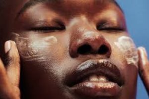 Slugging Trend: Is It Worth Trying for Your Skin Type?