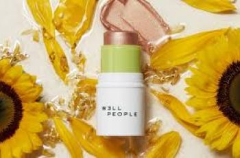 Should You Use Sunflower Oil on Your Skin? Should You Use Sunflower Oil on Your Skin?