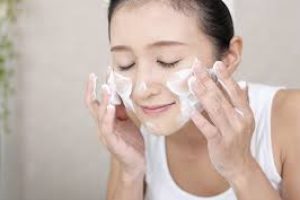 Skincare Science: Surfactants and Their Role in Cleansing