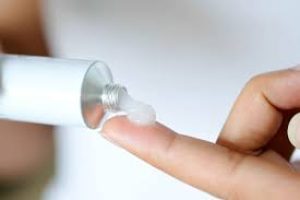 Steroid Creams for Skin: Safe Use, Risks, and Benefits