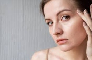 Uneven Skin Tone Explained: How to Identify, Treat, and Prevent Pigmentation Issues Uneven Skin Tone Explained: How to Identify, Treat, and Prevent Pigmentation Issues
