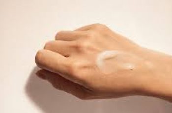 Ceramides: Essential Lipids for Healthy, Hydrated, Youthful Skin