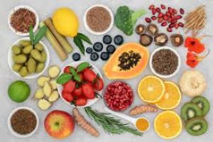 How Polyphenols Protect Skin from Aging and Inflammation
