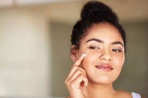 Why Does My Skin Look Dull? 5 Common Causes and How to Bring Back Your Glow