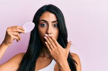 Top Moisturising Mistakes That Could Sabotage Your Skincare Routine Top Moisturising Mistakes That Could Sabotage Your Skincare Routine