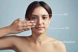 Alcohol in Skincare: Types, Benefits, Risks, and Skin Suitability