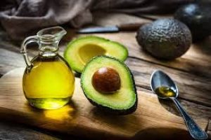 Avocado Oil Benefits: Nourishing Skin with Natural Hydration