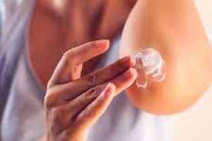 Balanced Skin Exfoliation With Lactic and Glycolic Acids