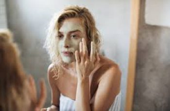Using Lactic Acid After Salicylic Cleanser: Safe Skincare Guide