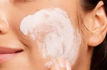 Salicylic Acid for Skin: Acne, Exfoliation, and Oil Control